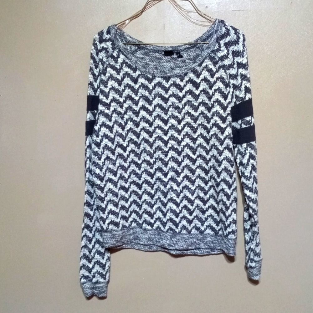 CRUEL cotton polyester charcoal gray & white pullover sweater, sz M